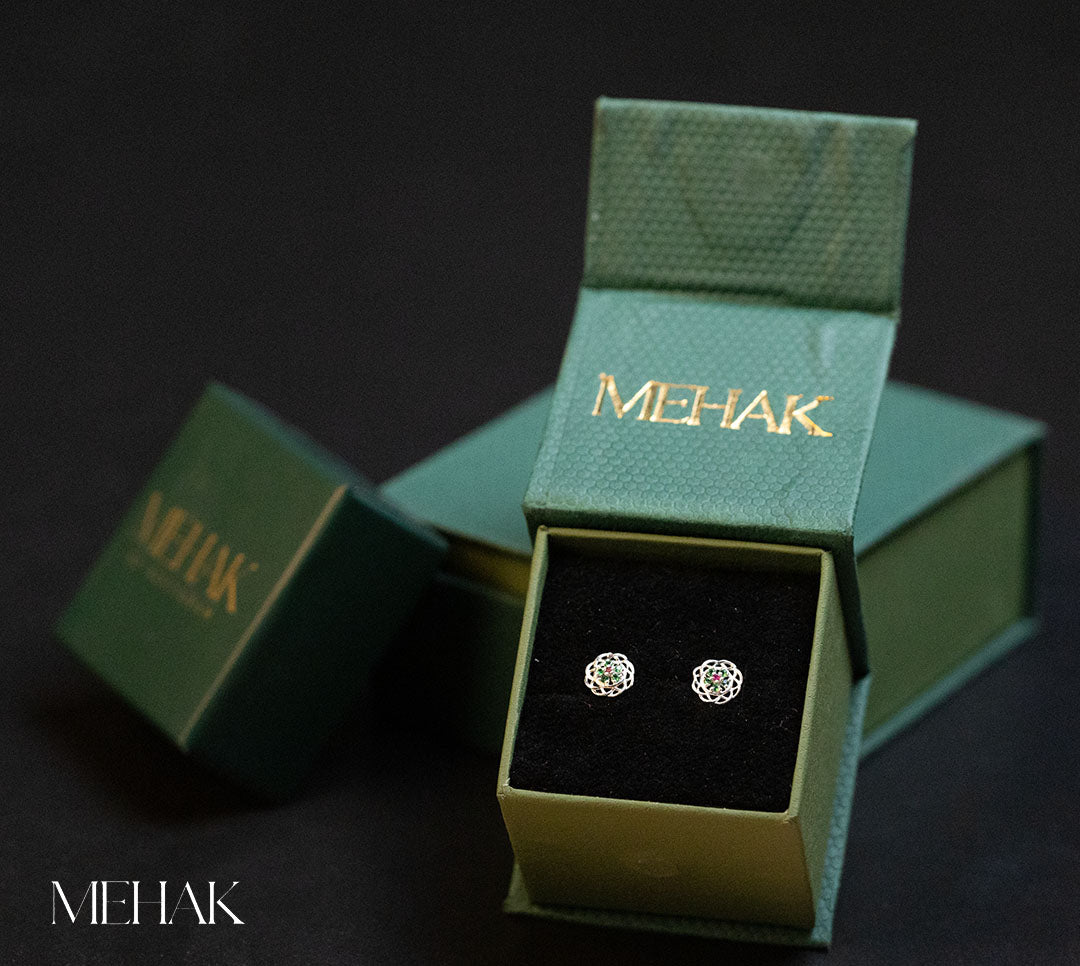 Flower Seconde Studs|Nose pins| Green and Red Stone