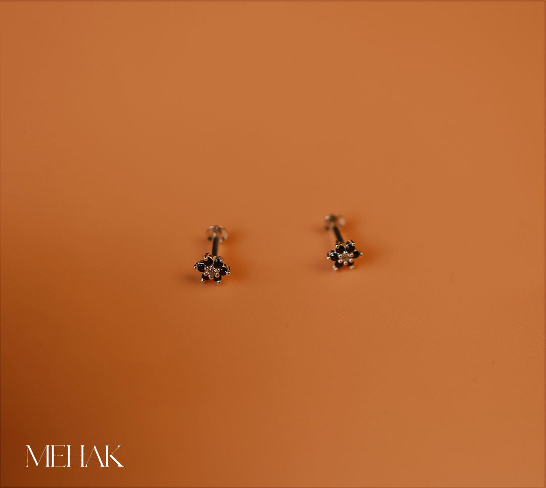 Flower With Blue Stone|Second Stud|Nose pin